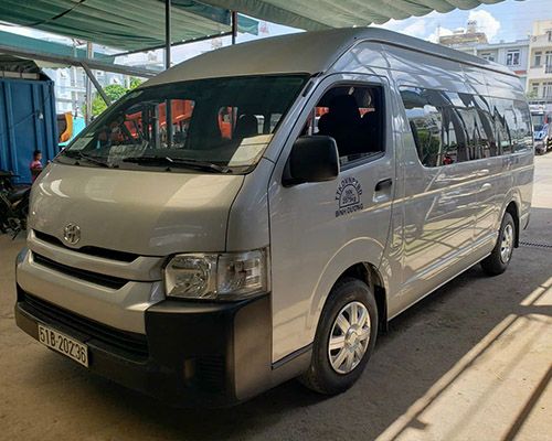 TOYOTA HIACE 16 chỗ 